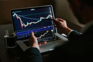 Actuarial Life Expectancy Tables & Longevity Calculator (2026)